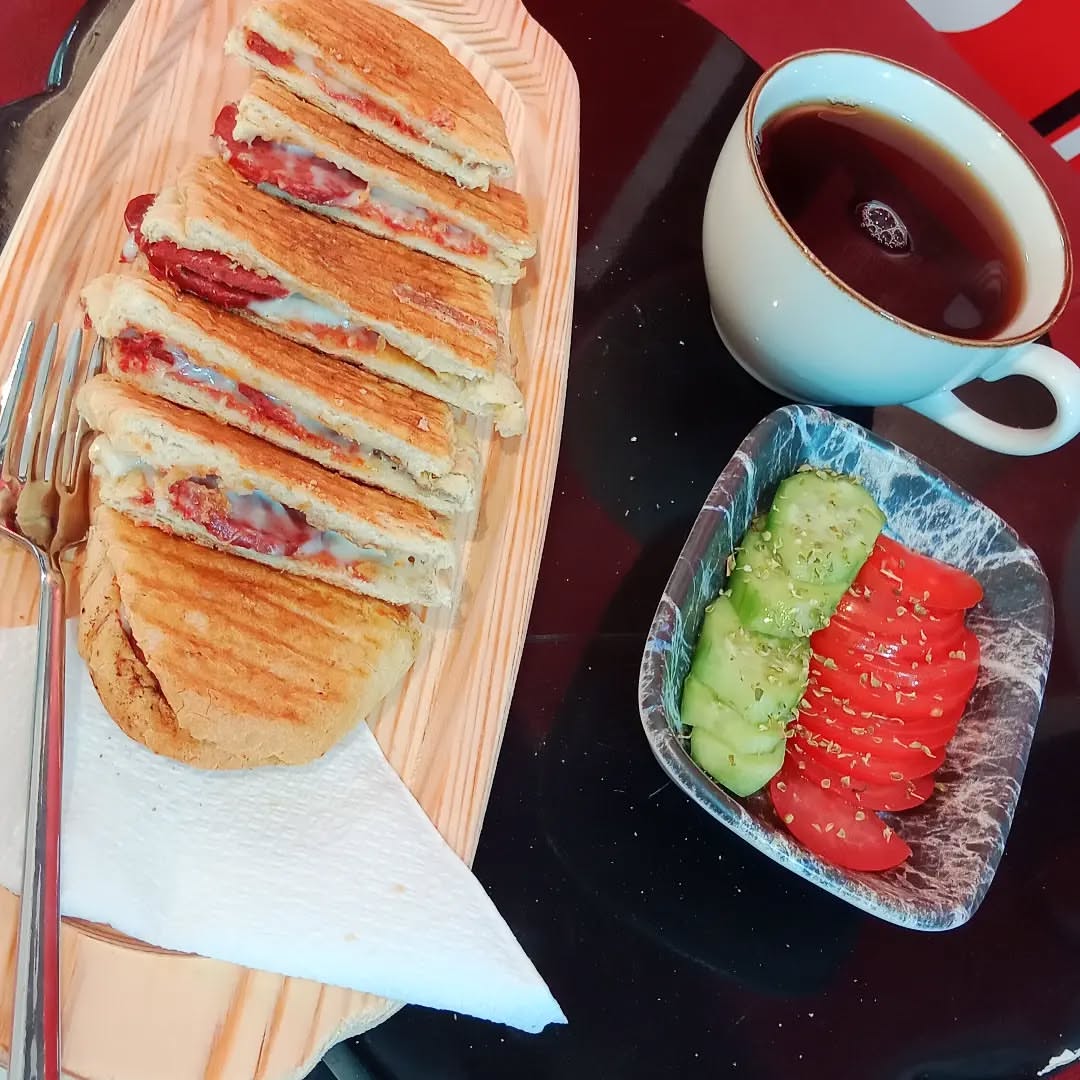 Serin Tost & Çay Evi